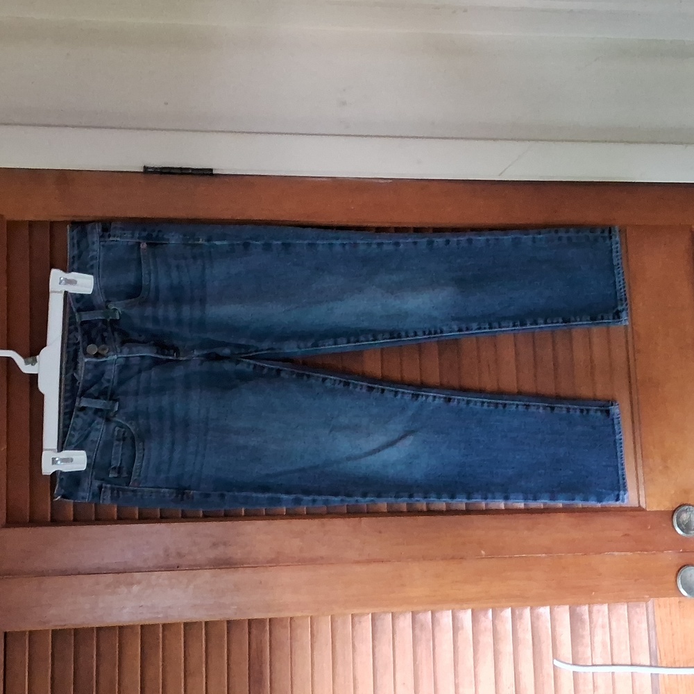 American Eagle artist woman size 6 denim jeans